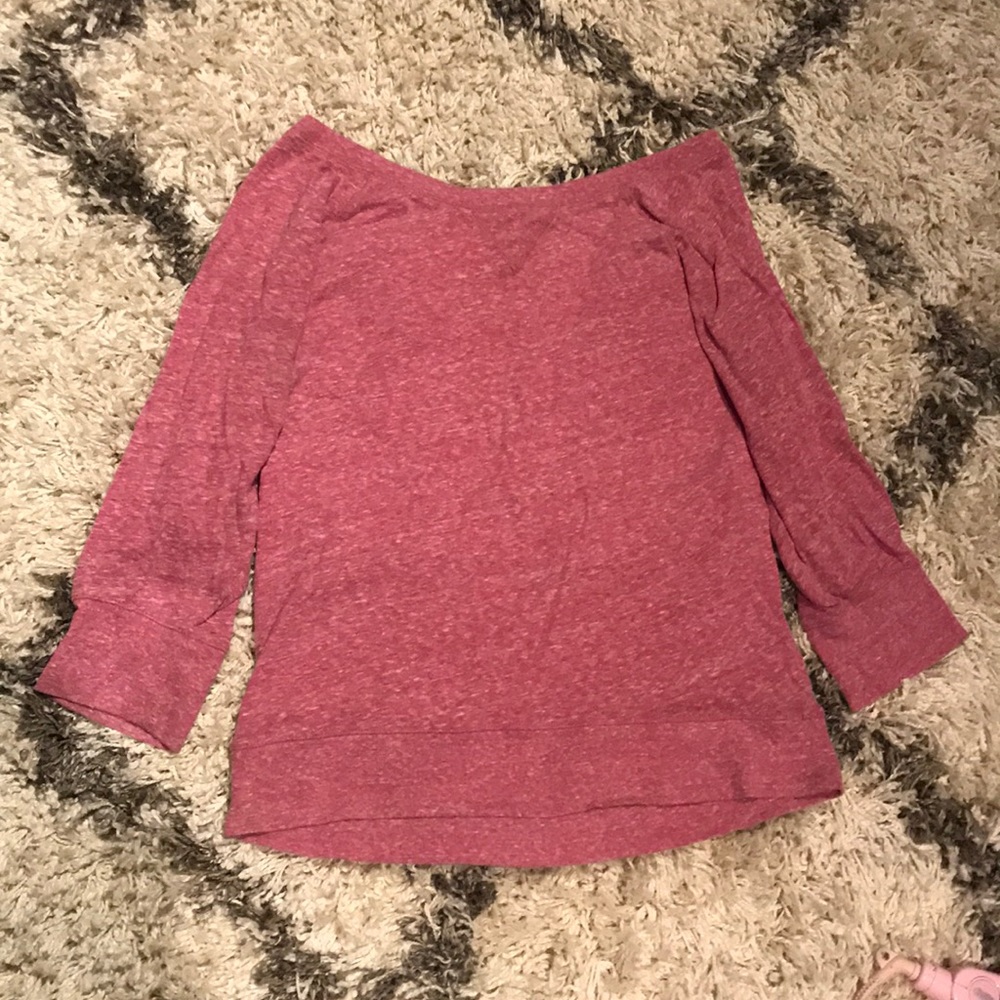 Crop top/ off the shoulder shirt